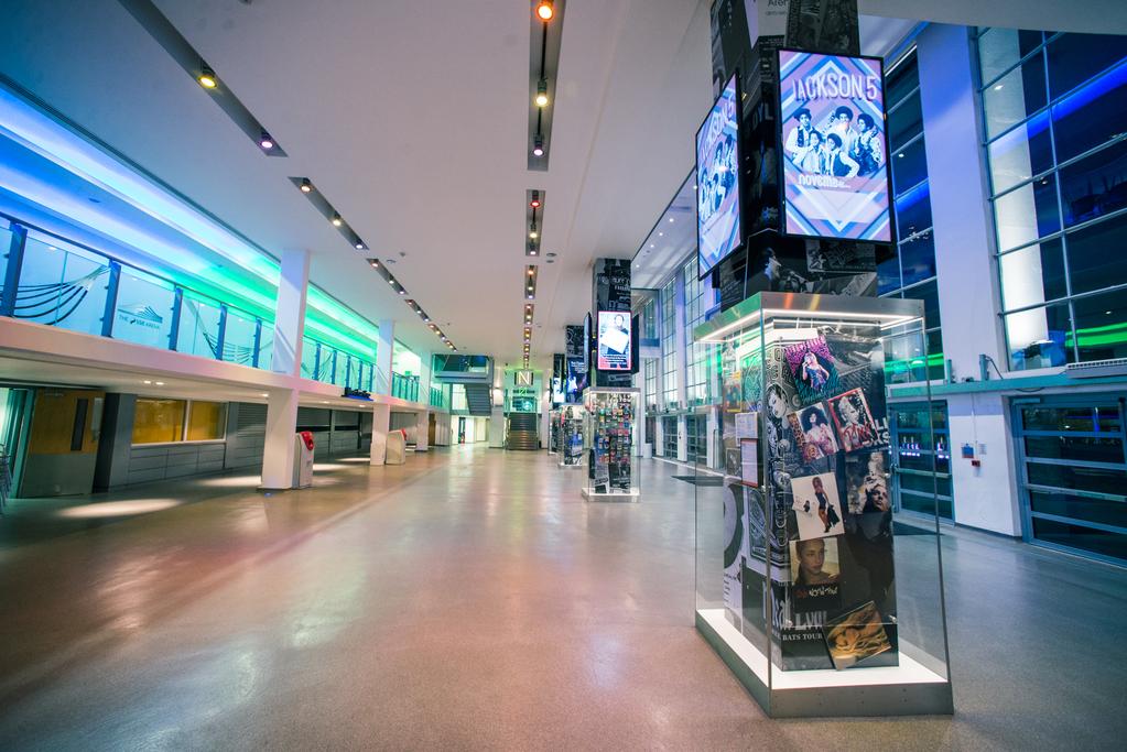 Digital signage and how to improve internal communications